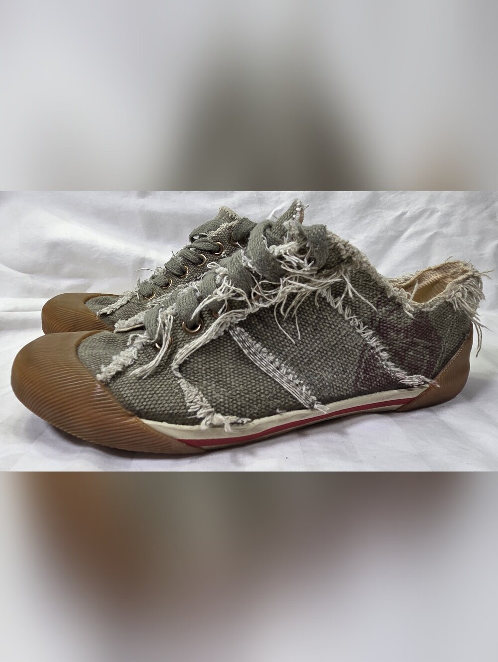Steve Madden P-Jolt Patchwork Deconstructed Shag Sneakers Olive Green Woman Sz 7 - Picture 2 of 14